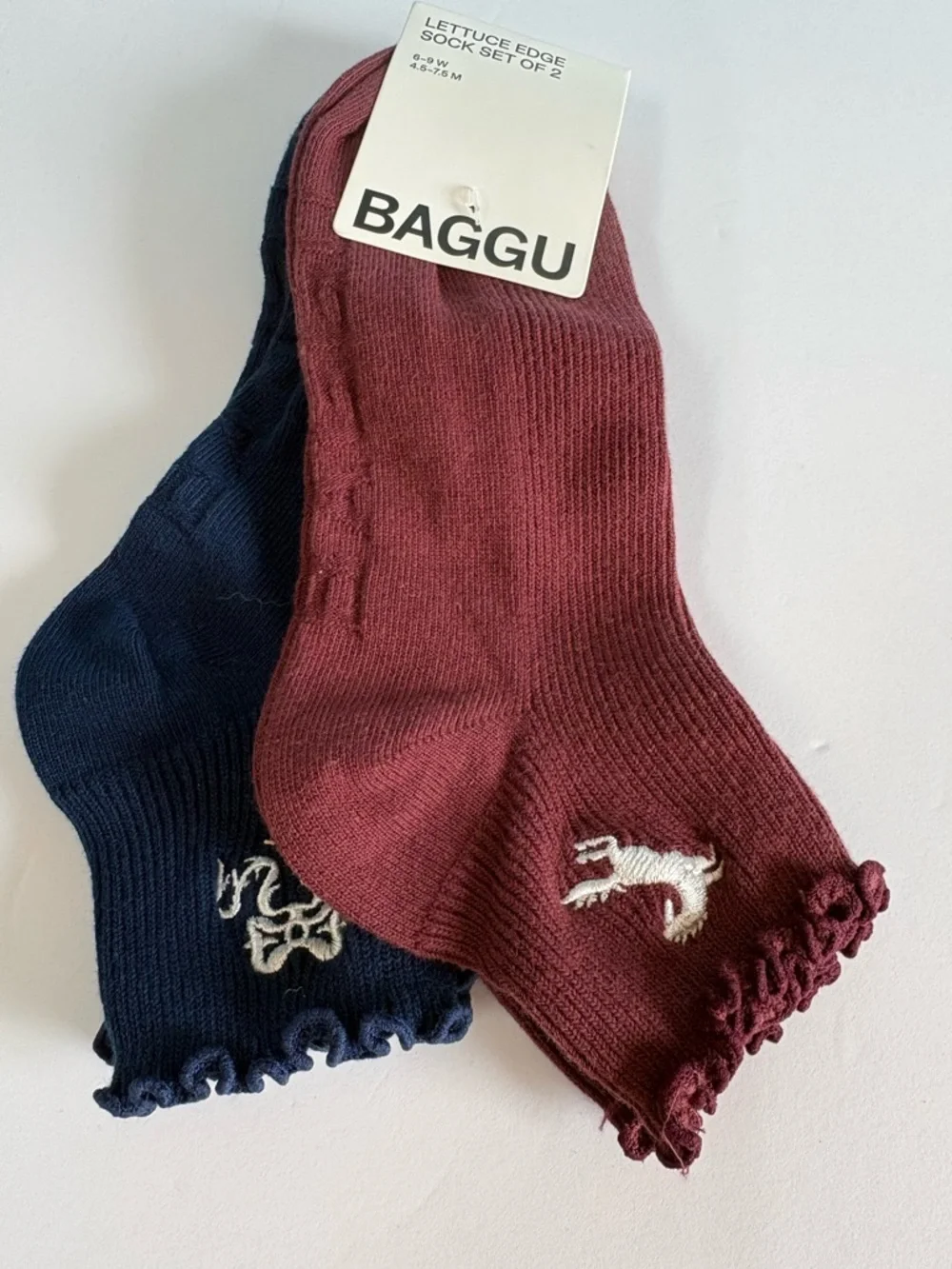 NWT BAGGU Embroidered Lettuce Edge Sock 2-Pack